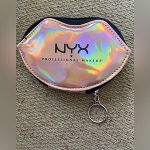 Nyx makeup case